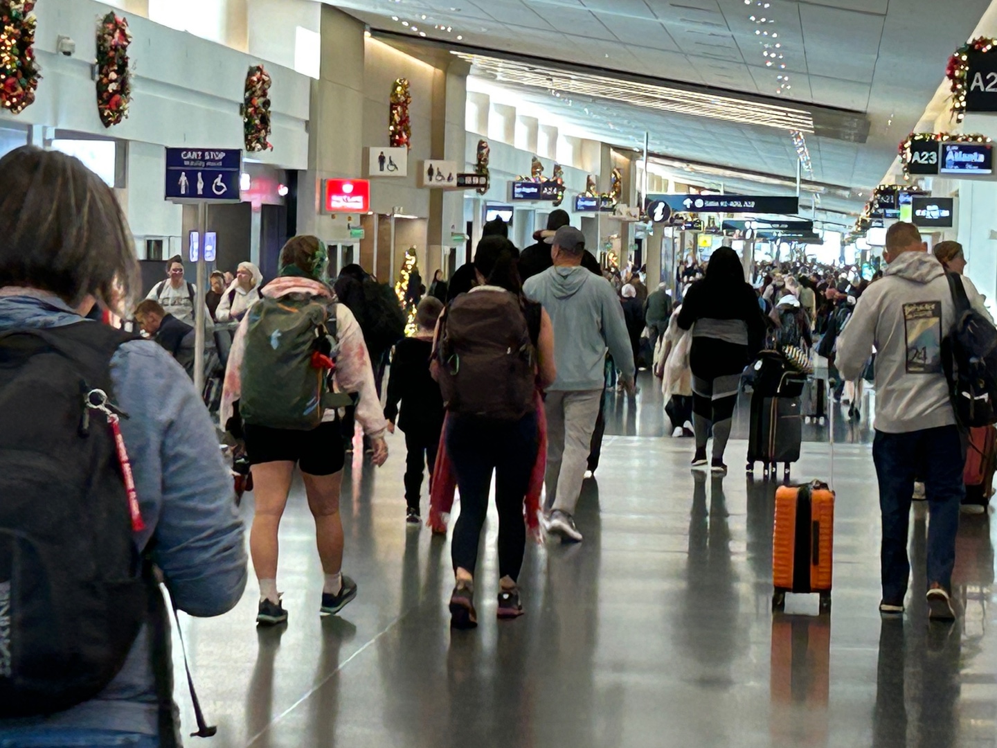 시애틀공항 연말 특수 시작… 220만 명 이용 전망